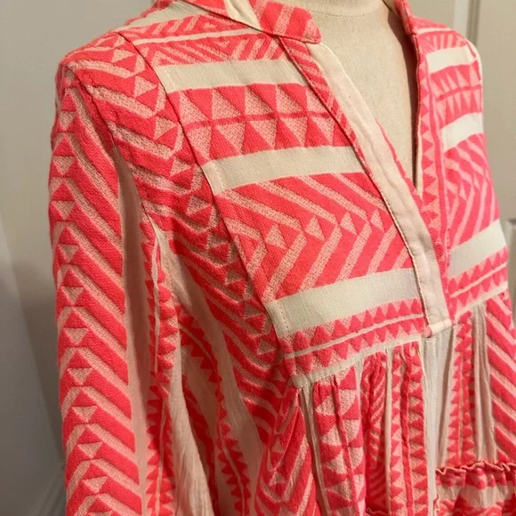 Devotion TWINS Ella Short Pink and Cream Patterned Dress - Picture 3 of 7